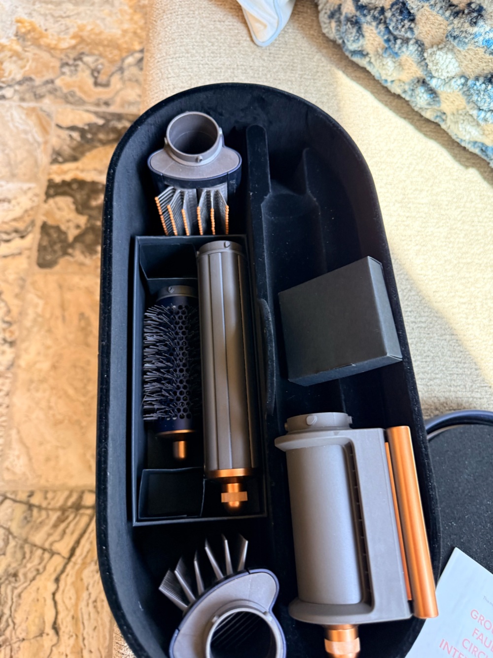 Dyson Airwrap Like New. Only used 1x with brush attachment. Box  & instructions